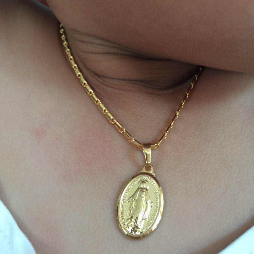 Virgin Mary Necklace with Pendant - Picture 1 of 6